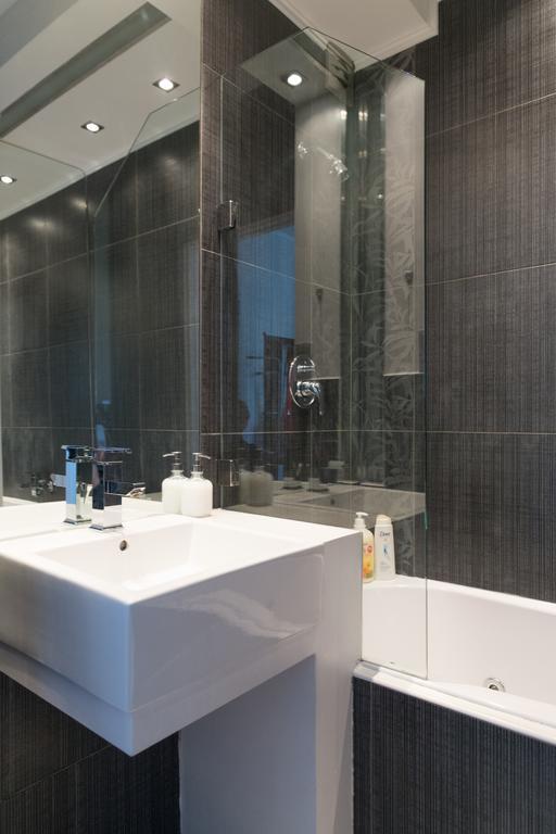 Apartament Marszalkowska By City Quality Varsovie Extérieur photo